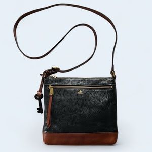 Vintage Fossil leather cross-body purse